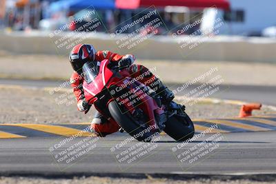 media/Dec-18-2022-SoCal Trackdays (Sun) [[8099a50955]]/Turn 2 (950am)/